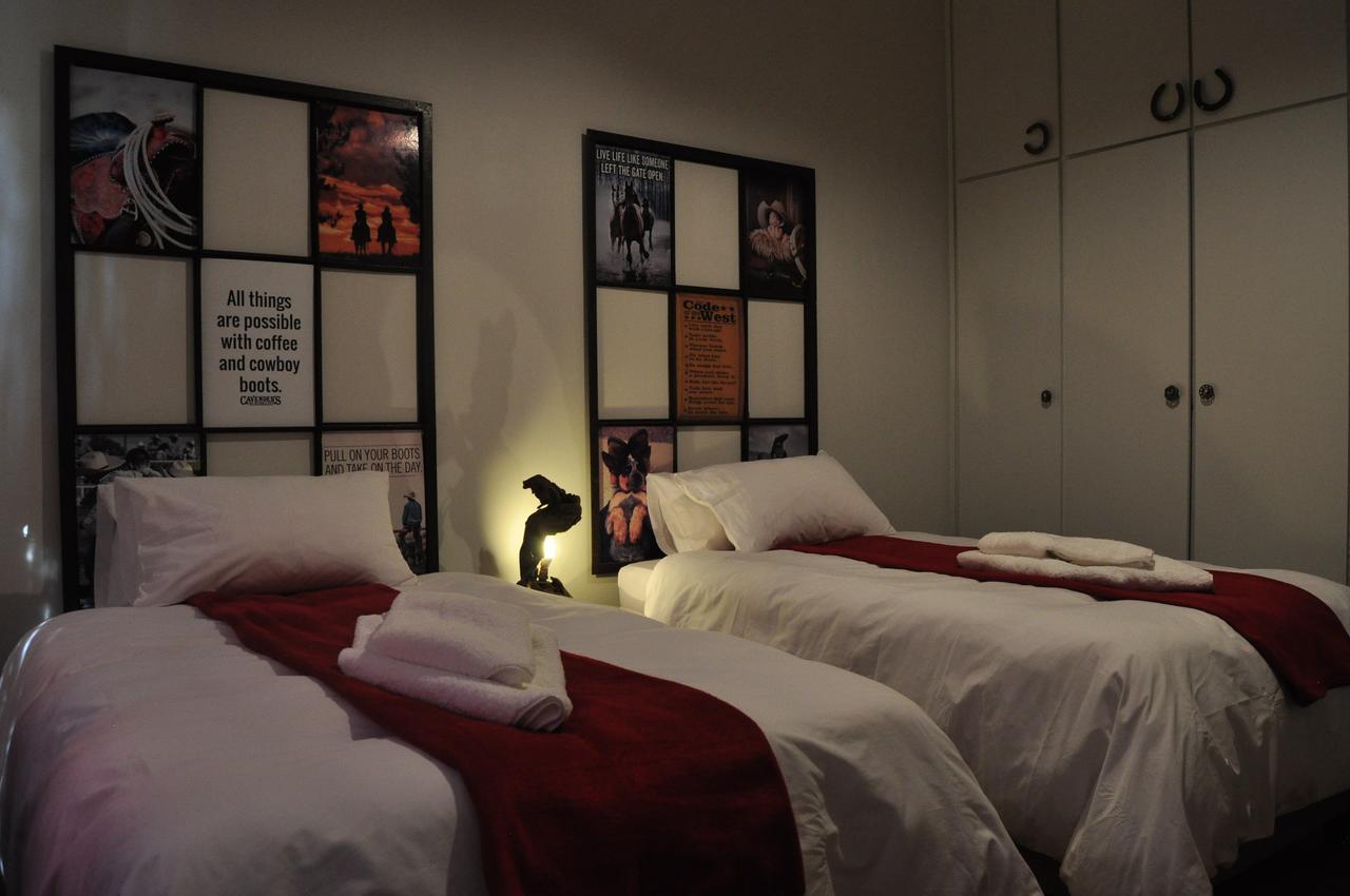 Die Windpomp Guesthouse Gobabis Ngoại thất bức ảnh