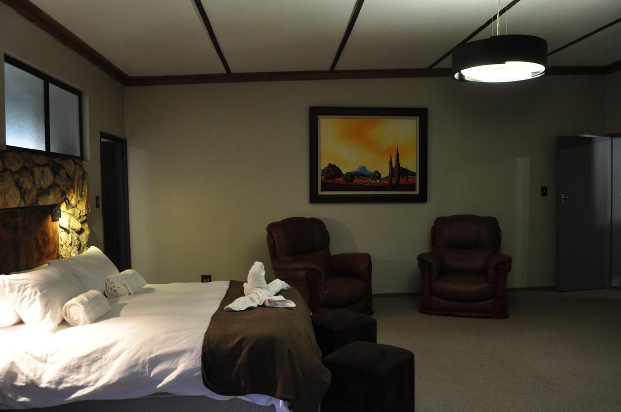 Die Windpomp Guesthouse Gobabis Ngoại thất bức ảnh