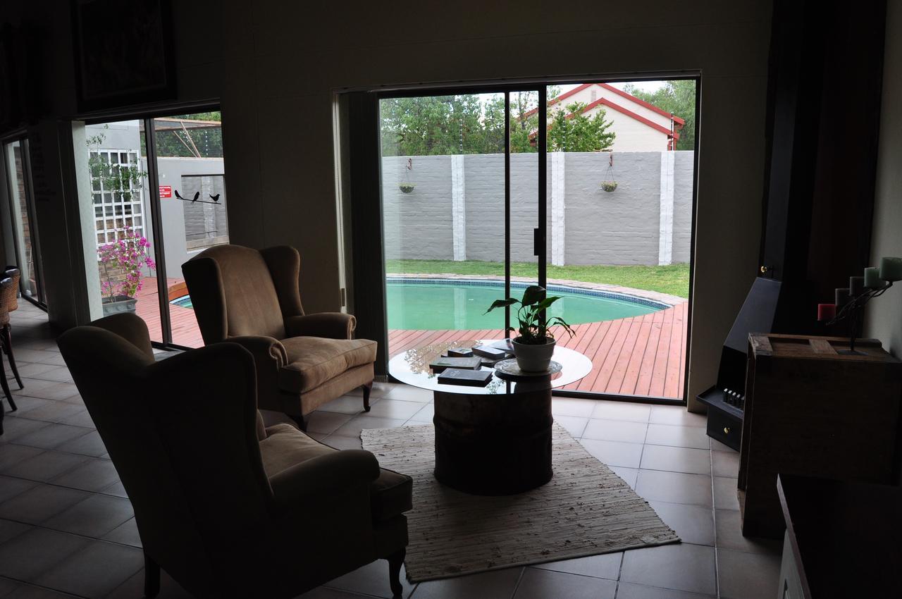 Die Windpomp Guesthouse Gobabis Ngoại thất bức ảnh