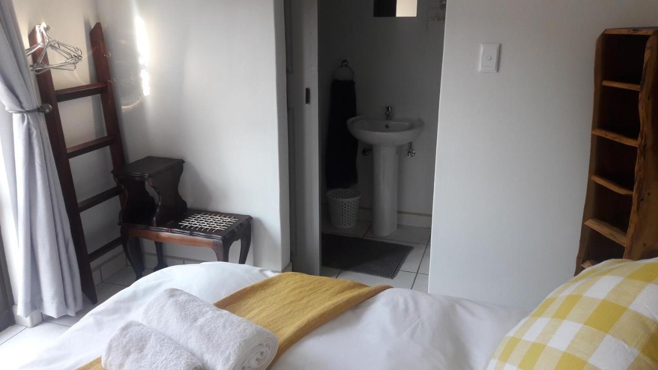 Die Windpomp Guesthouse Gobabis Ngoại thất bức ảnh