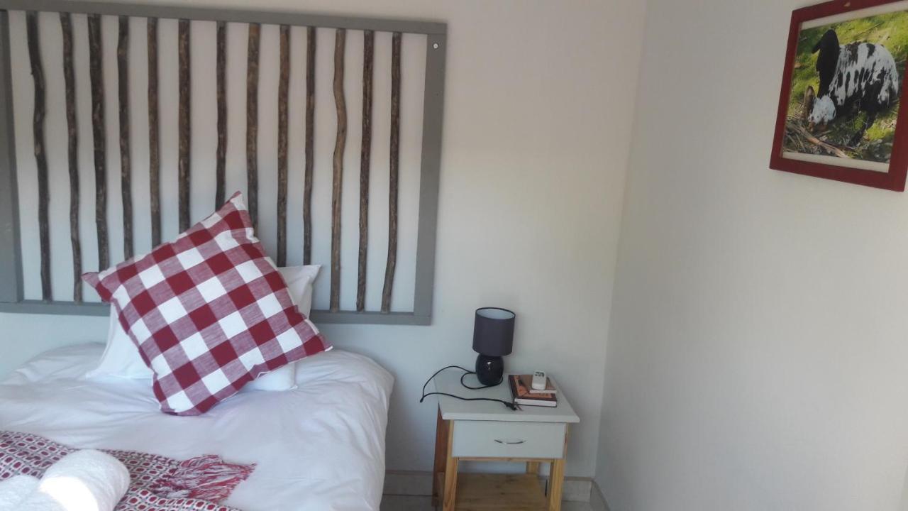 Die Windpomp Guesthouse Gobabis Ngoại thất bức ảnh