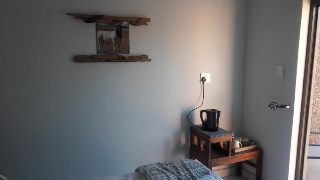 Die Windpomp Guesthouse Gobabis Ngoại thất bức ảnh