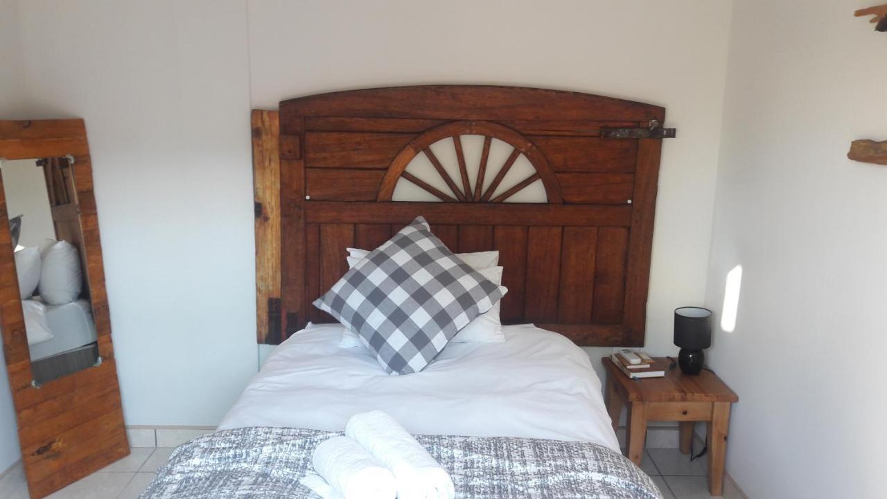 Die Windpomp Guesthouse Gobabis Ngoại thất bức ảnh