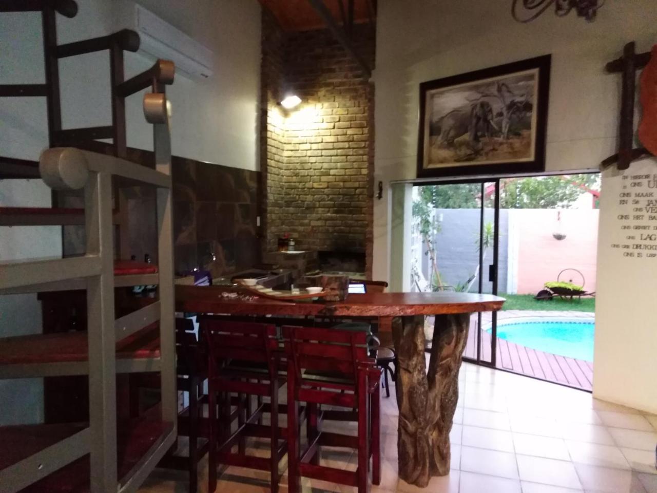 Die Windpomp Guesthouse Gobabis Ngoại thất bức ảnh