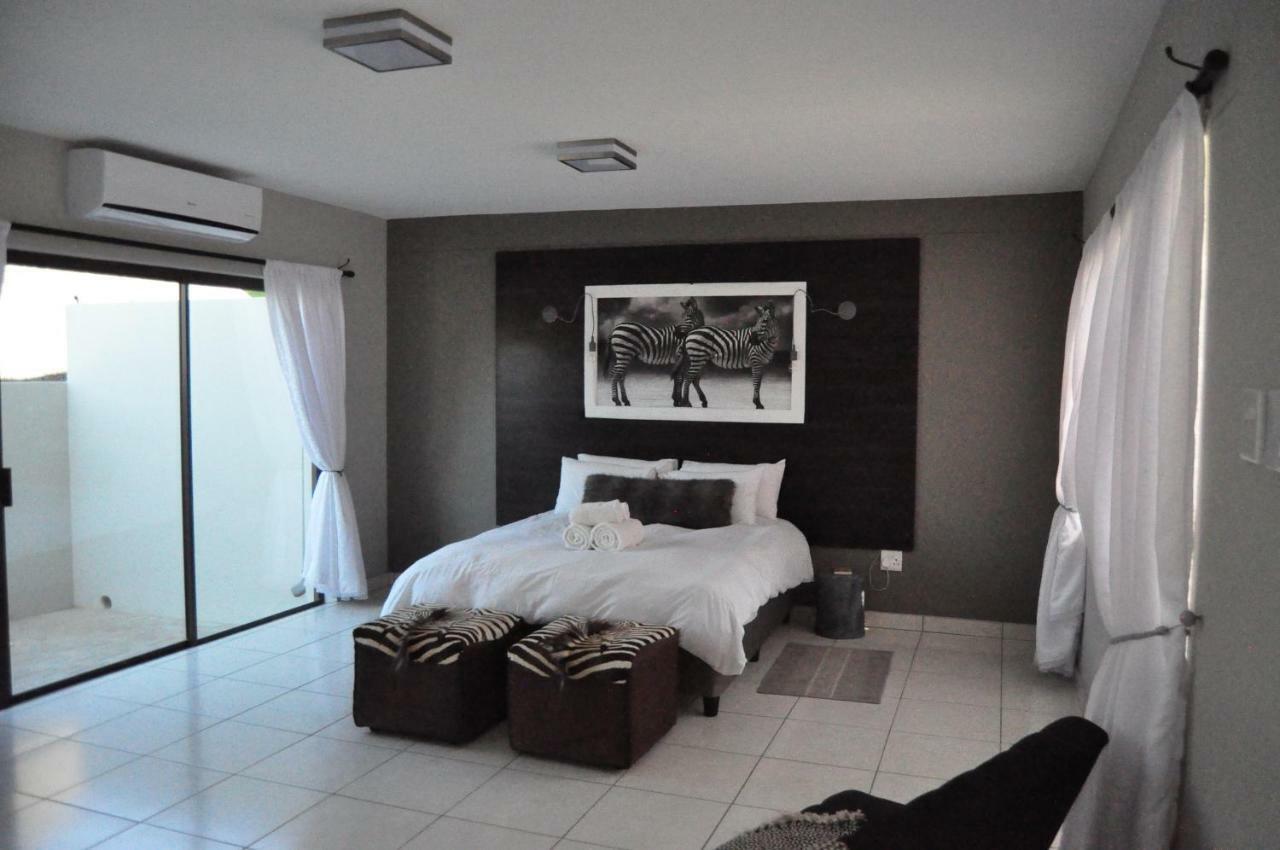 Die Windpomp Guesthouse Gobabis Ngoại thất bức ảnh